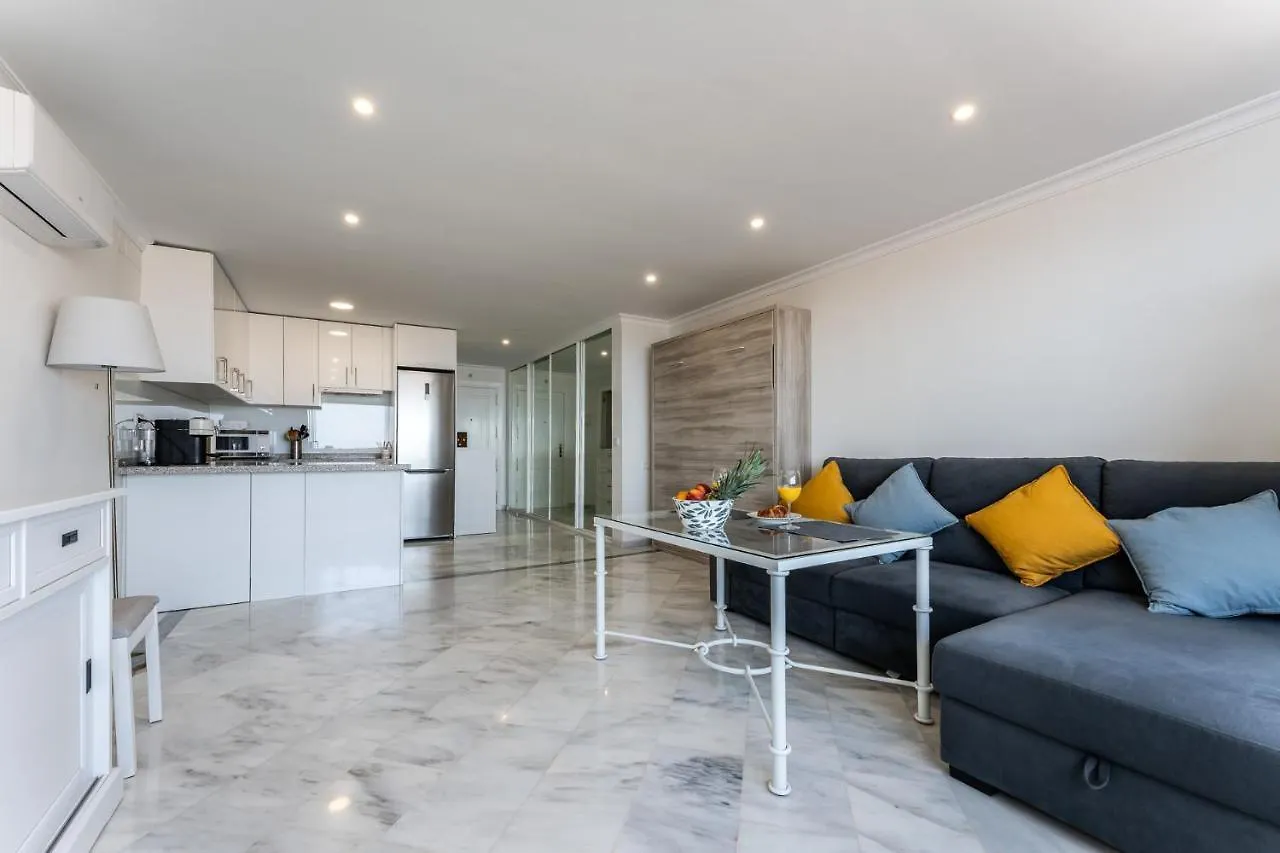 Breathtaking Studio, Amazing Views, Pool, Beach Benalmadena 0*,
